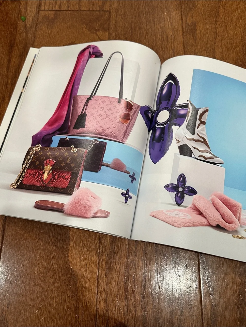 Louis Vuitton table coffee